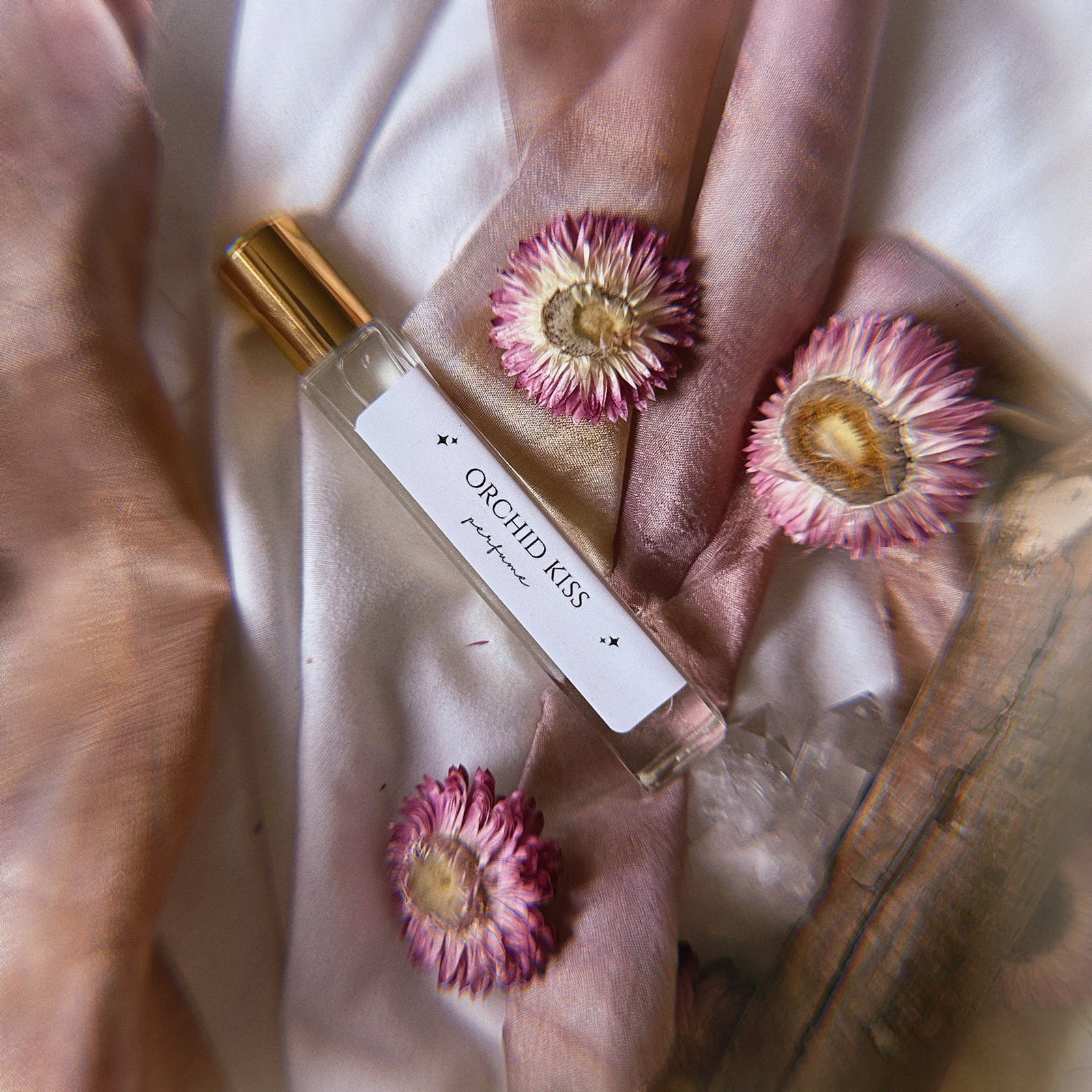 travel size perfume glass bottle with gold cap