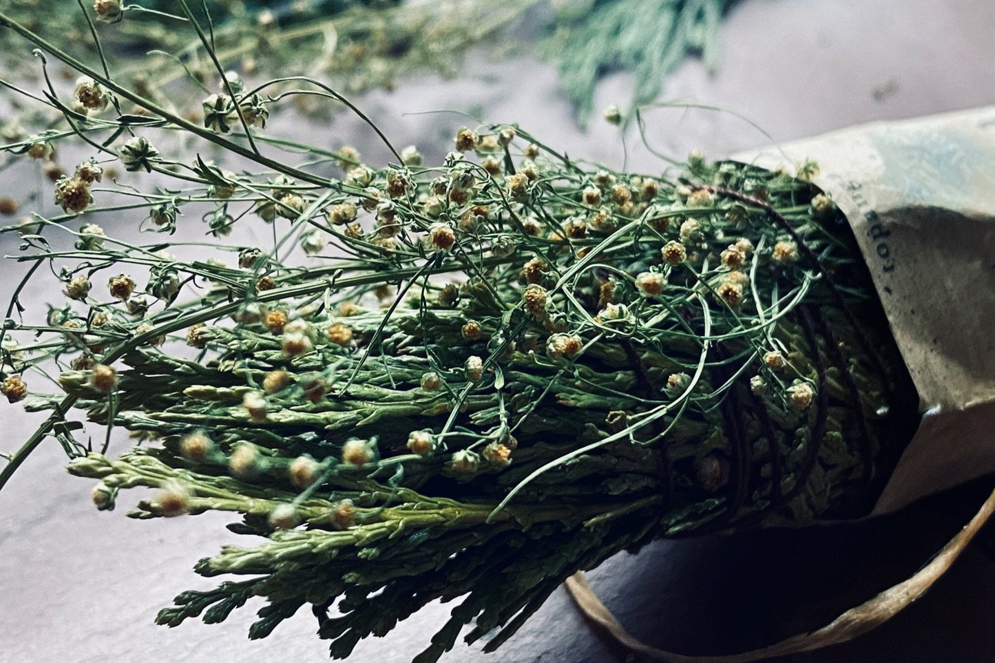 CEDAR SMUDGE STICK MADE WITH RESPONSIBLY HARVESTED CEDAR AND SWEET ANNIE