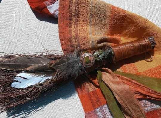 CINNAMON BROOM  + Sweetgrass