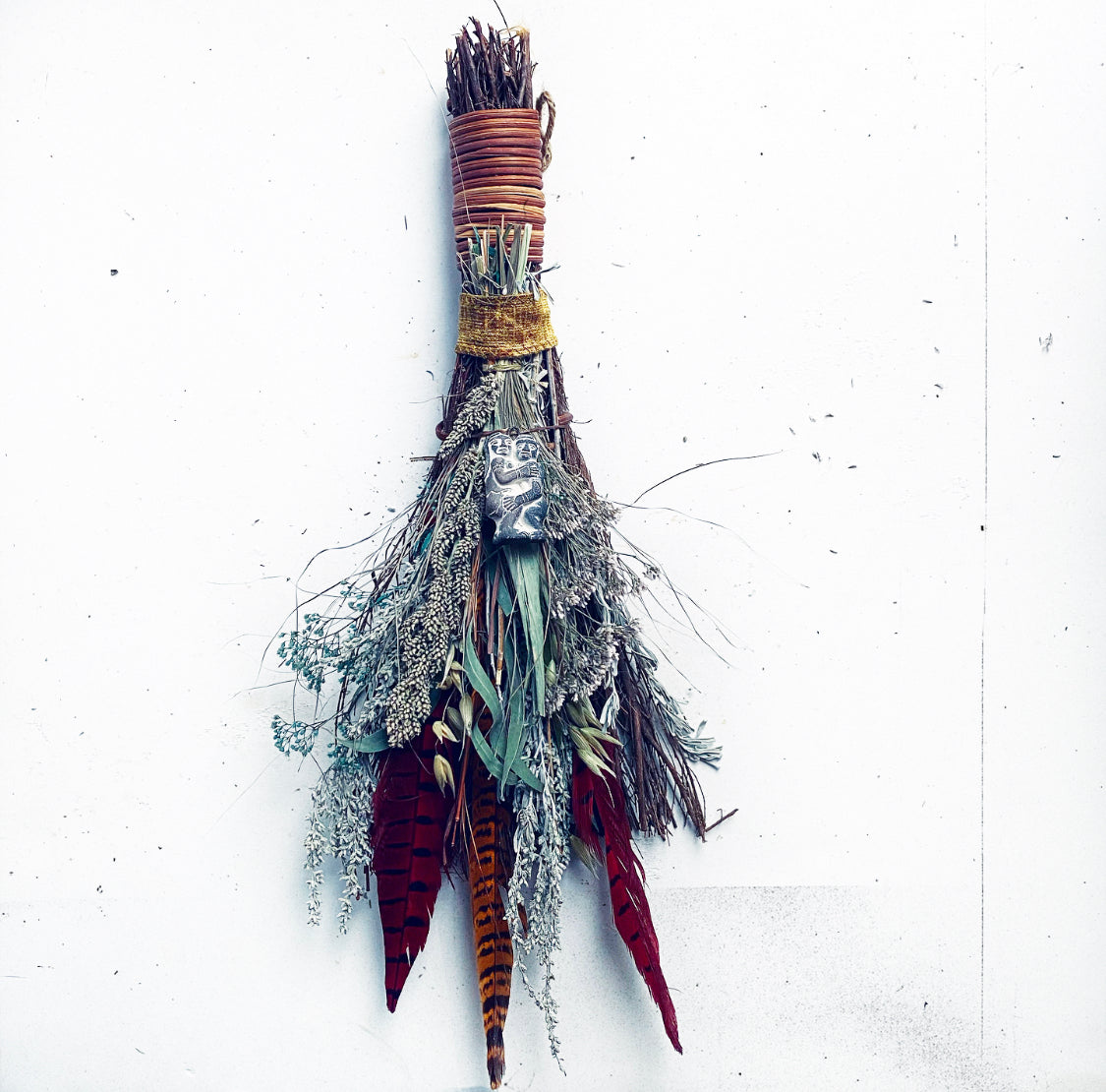 LOVERS BROOM / SPIRITUAL WALL DECOR  Bolivian Munachi Love Charm