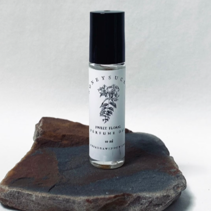 HONEYSUCKLE PERFUME OIL