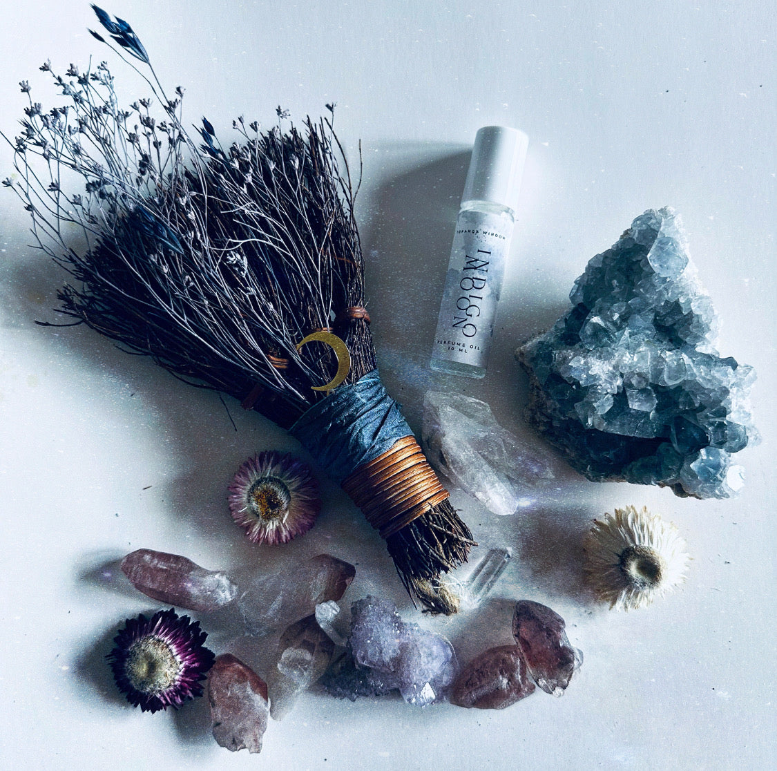 INDIGO MOON PERFUME OIL