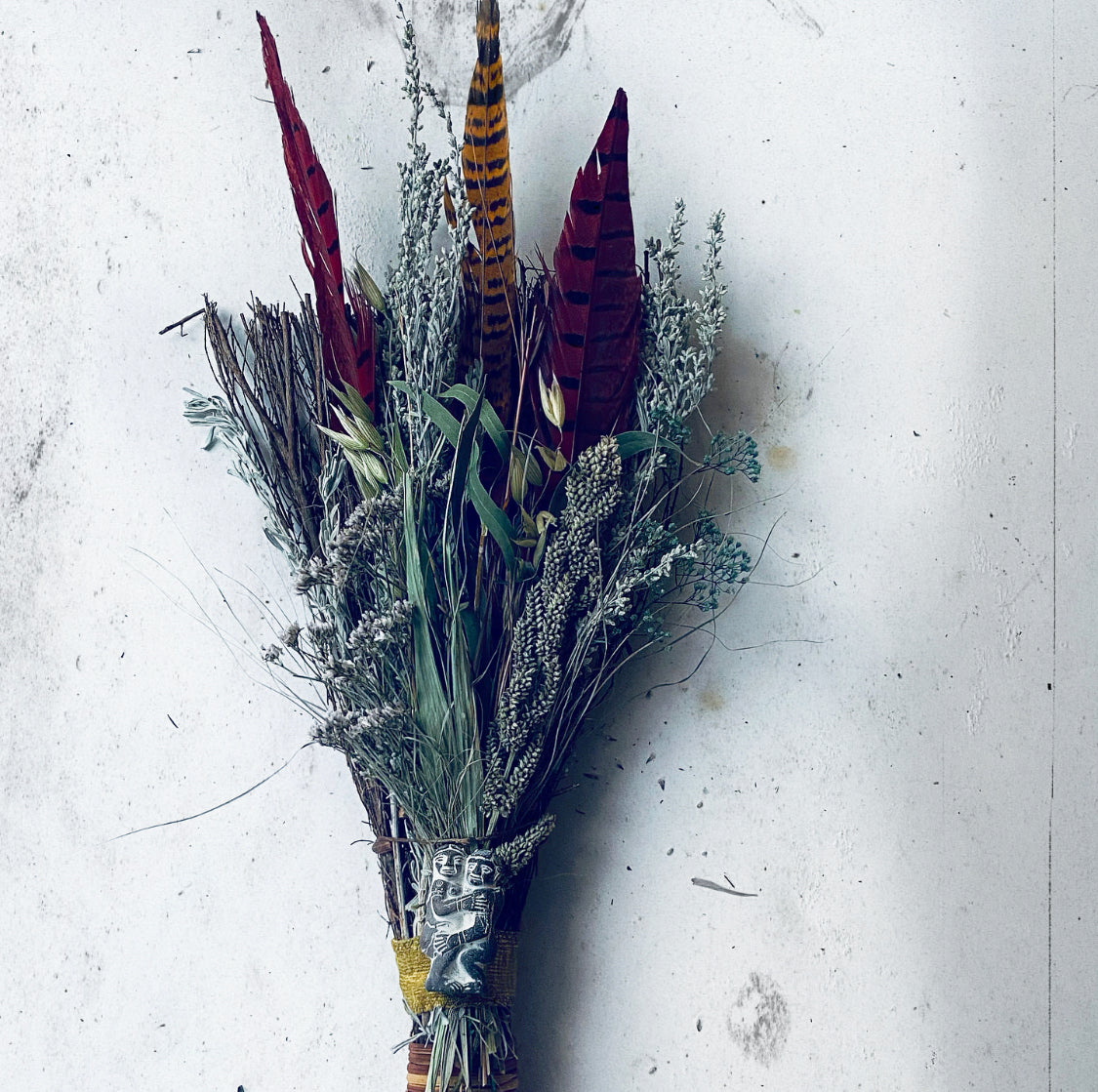 LOVERS BROOM / SPIRITUAL WALL DECOR  Bolivian Munachi Love Charm