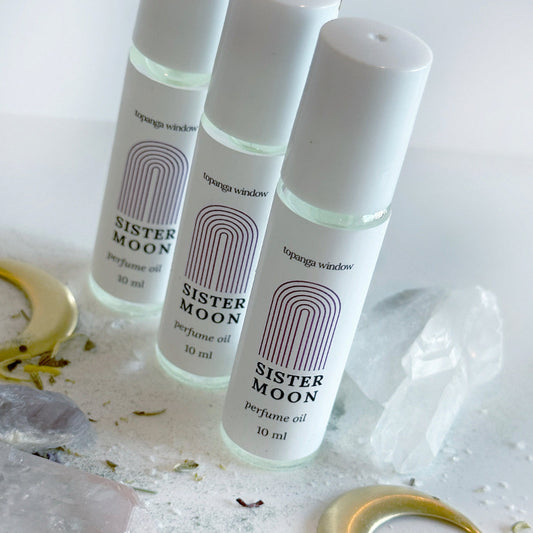 SISTER MOON PERFUME OIL